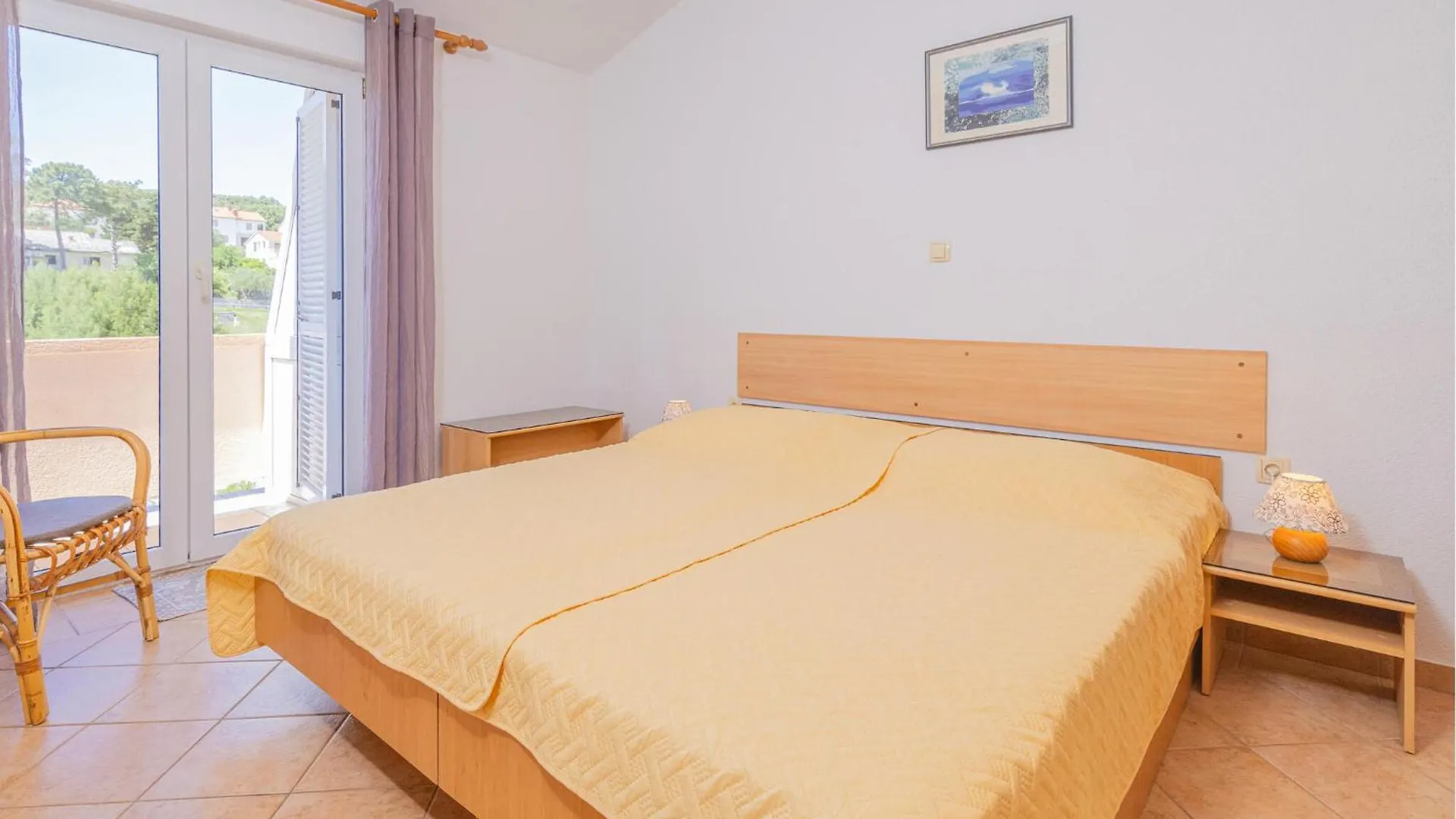 1 Bedroom Beautiful Apartment In Palit Croatia