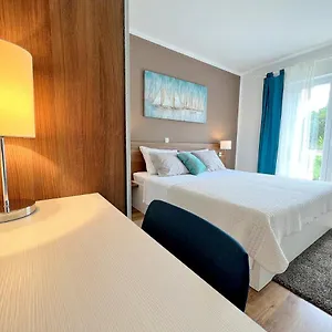  Apartment Muntidor